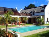 Constantia Thatch Lodge