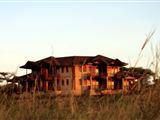 Samburu Simba Loge