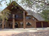 Chipembere Bush Loge