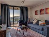 Luxury Two-Bedroom Apartment in Waters Edge